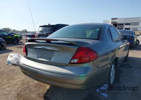 2003 Ford Taurus Ses z USA, uszkodzony, nr VIN 1FAFP55S83A275343